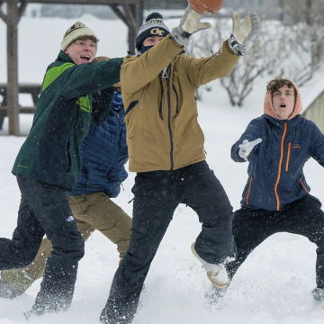 Two Rounds of Snow and Freezing Cold Set to Hit Southeast Michigan This Week