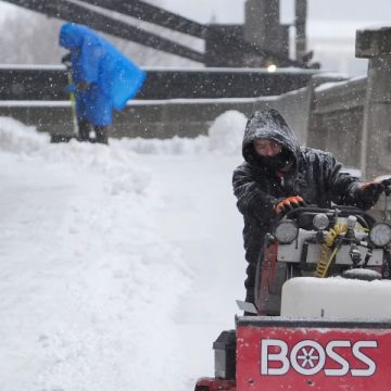 Central U.S. Hit by Massive Winter Storm Record Snowfall, Treacherous Roads, and Widespread Disruptions