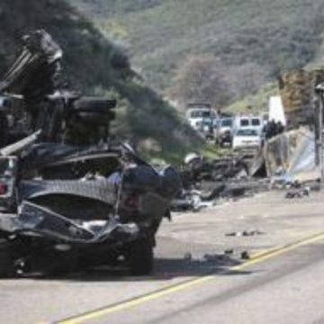 Collision at U.S. Route 166 and K-26 Tow Truck and Jetta Crash Leaves One Dead, One Injured