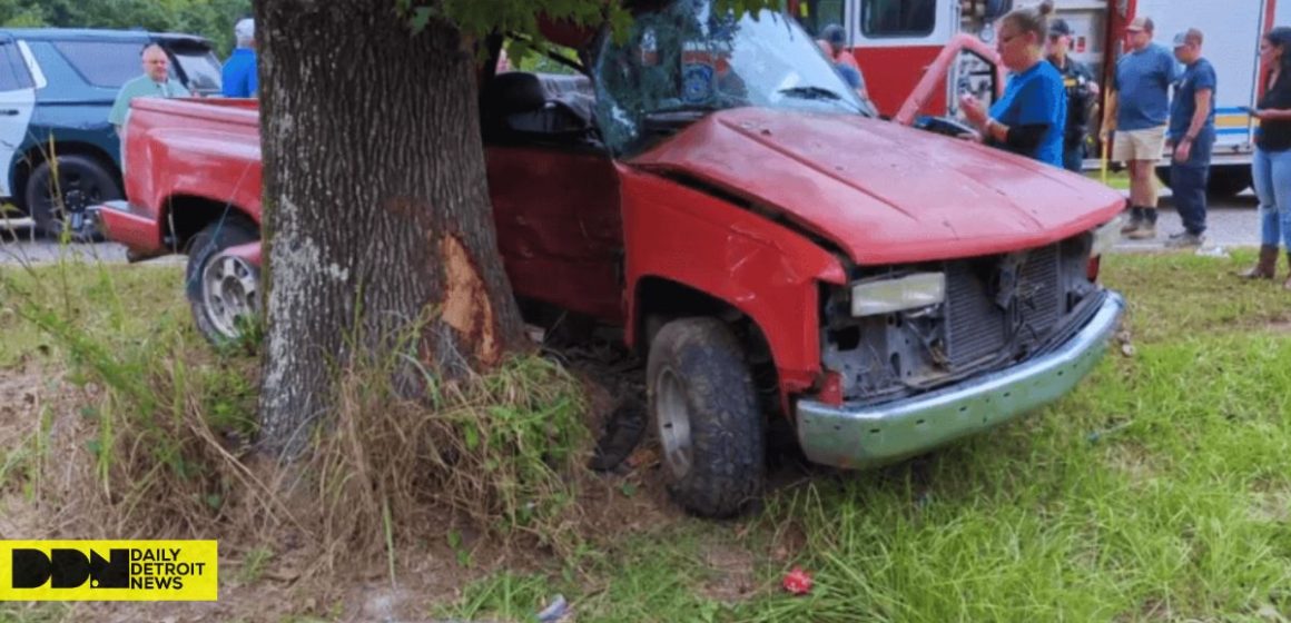 One Dead, One Critically Injured in Escambia County Crash After Pickup Hits Tree and Overturns