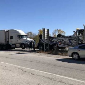 Semi-truck Driver Injured in I-35 Road Rage Shooting; Suspect and Witnesses Detained