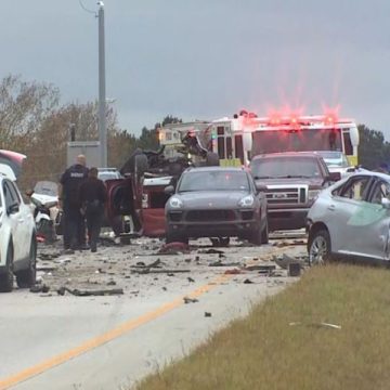 Seven-vehicle Collision on Grand Parkway in North Houston Causes Road Closures and Traffic Delays (1)