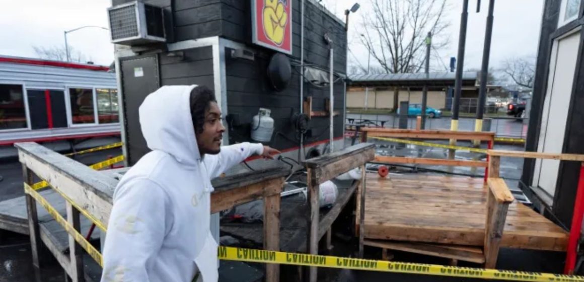 Car Crashed into Food Truck in Eugene; One in Hospital for Burn Injuries after Crash