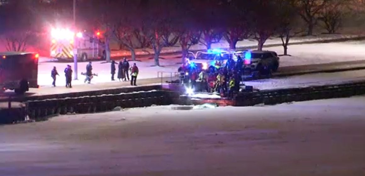 Car Plunges Into Lake Michigan in Downtown Chicago; Driver Hospitalized after Crash