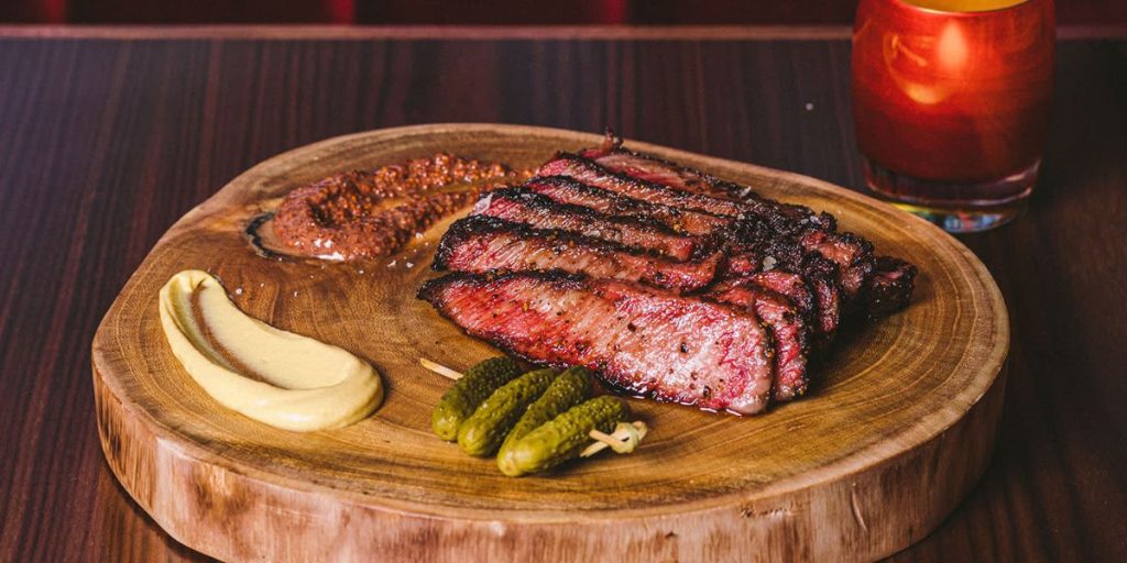 Steakhouse Paradise in Miami 5 Places to Eat Mouthwatering Steak Dishes in Miami (2)