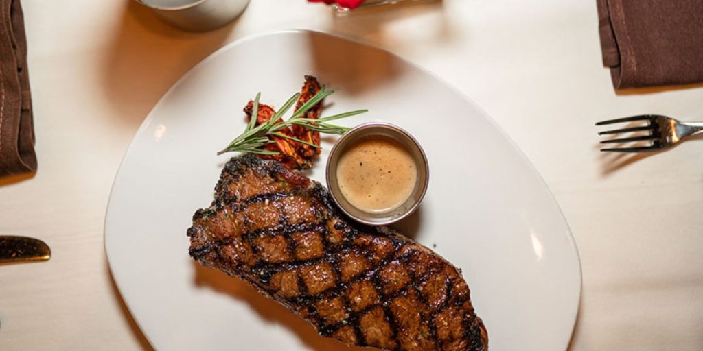 This Steakhouse Serves The Best Steak In Florida A Must-Visit Place (1)