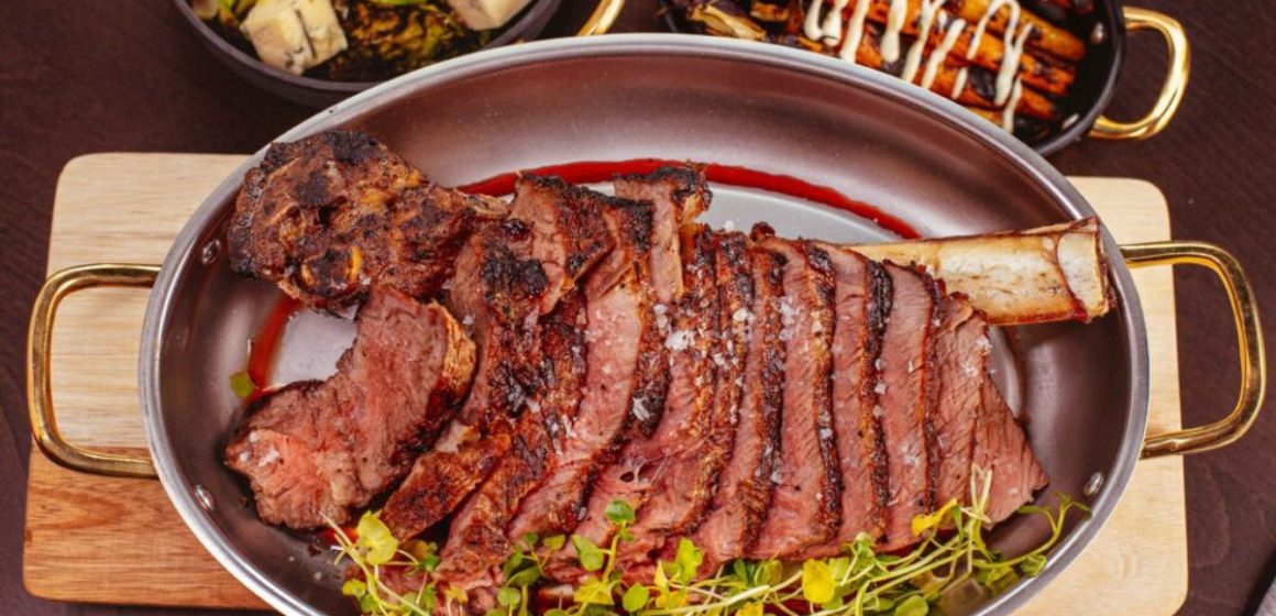 Six Must-Visit Steakhouses in Dallas for Mouthwatering Steaks (1)