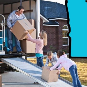 These Illinois Cities Are Shrinking Fast — Here's Why People Are Leaving