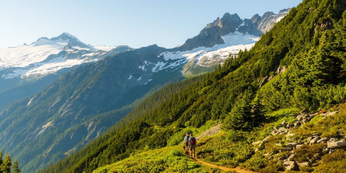 10 Incredible Washington Rock Formations That Are Worth Every Mile of Hiking and Rough Driving