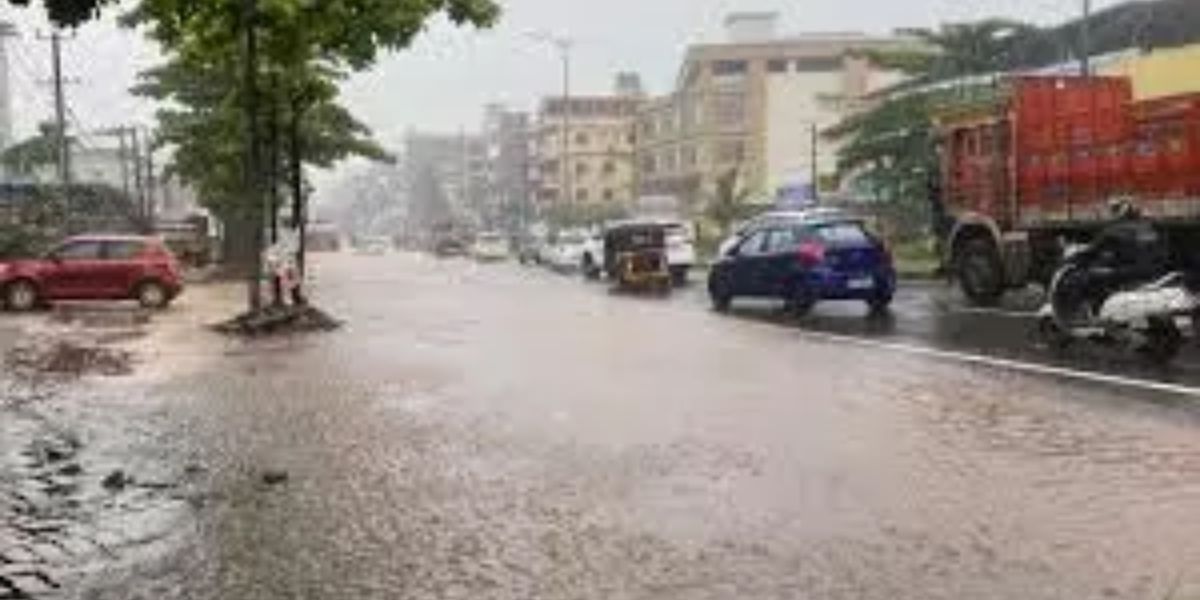 Heavy Rainfall Expected as Low-Pressure System Moves Inland