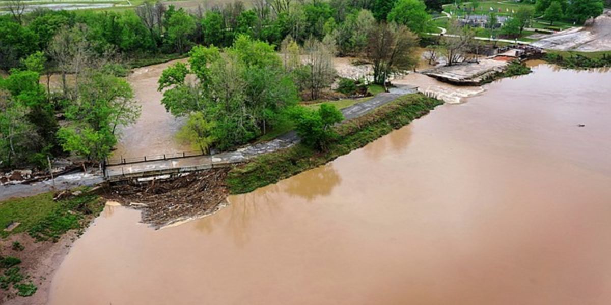 NWS Issues Flash Flood Warnings for Northwest Arkansas