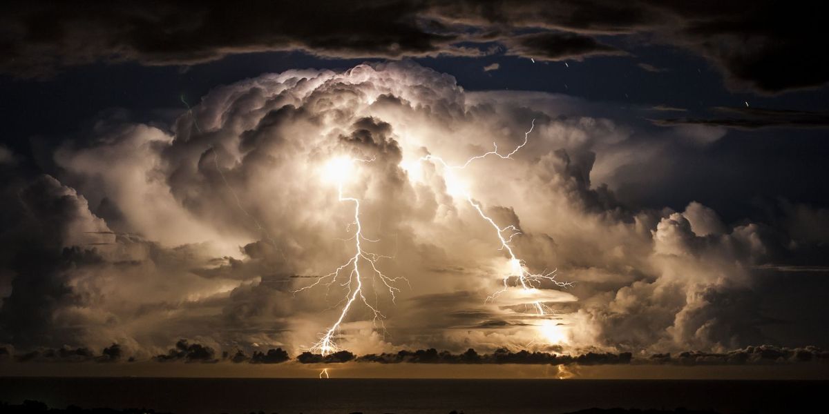 Storm chances increase as temperatures rise